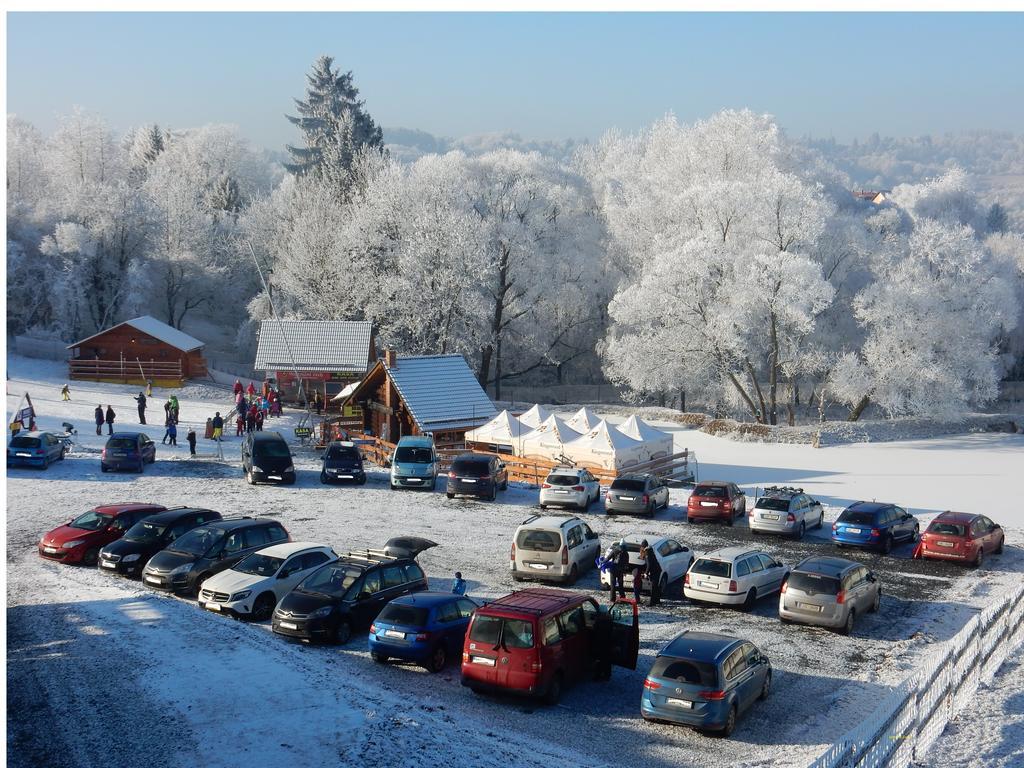 Sport-Hotel Sibenicni Vrch Mnichovice Exterior photo